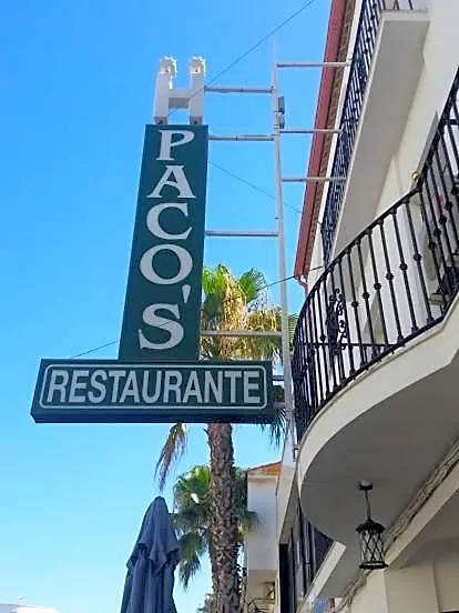 Hostal Restaurante Pacos-1